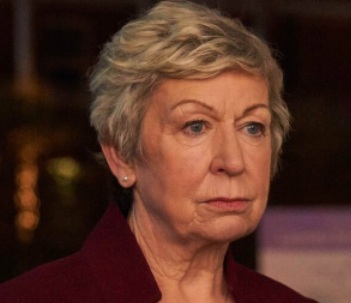 Joanna „Jo“ Bacon