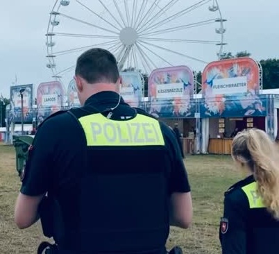 Policijos pareigūnai "Deichbrand" festivalyje