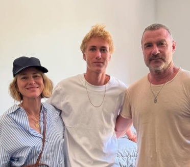 Naomi Watts, Sasha & Liev Schreiber