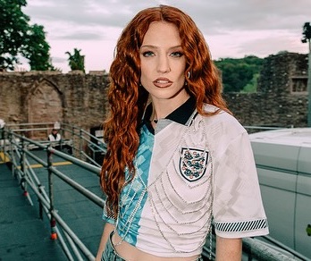 Jess Glynne
