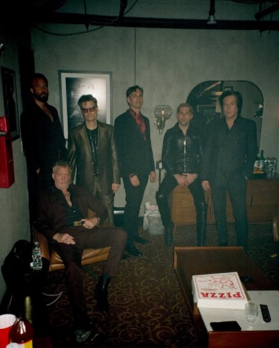 "Queens Of The Stone Age"