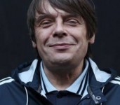 Gary „Mani“ Mounfield