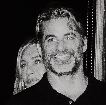 Jennifer Aniston ir Jim Curtis