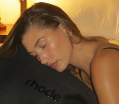 Hailey Bieber
