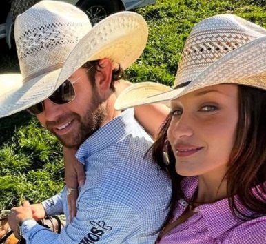 Adan Banuelos ir Bella Hadid