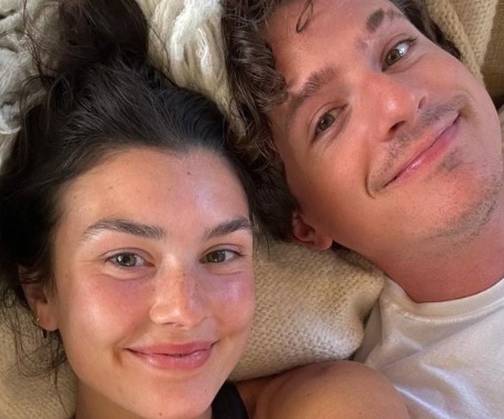 Brooke Sansone ir Charlie Puth