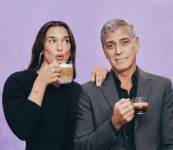 Dua Lipa ir George Clooney