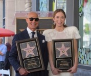 Stanley Tucci ir Emily Blunt