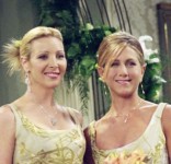 Lisa Kudrow ir Jennifer Aniston ("Friends")