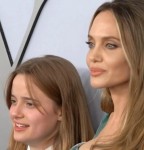 Vivienne Jolie-Pitt ir Angelina Jolie