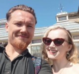 Denis Skinner ir Evanna Lynch