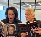 Alice Cooper ir Michael Douglas